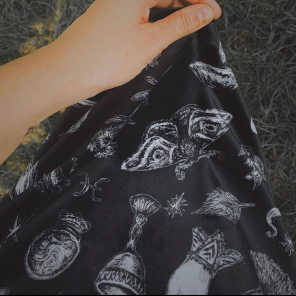 Brett Manning Dress SIZE Medium - Picture 4 of 9